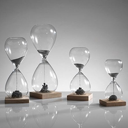 Magnetic Hourglass - Davis Concept Store